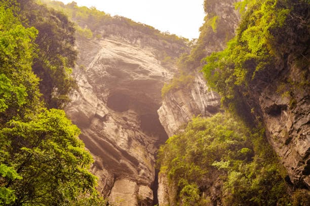 HANG SON DOONG 1