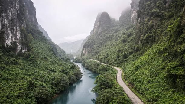 HANG SON DOONG 8